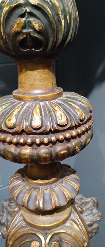 Lot 2 - A large Venetian carved giltwood and polychromed torchere standard lamp, 19th century
