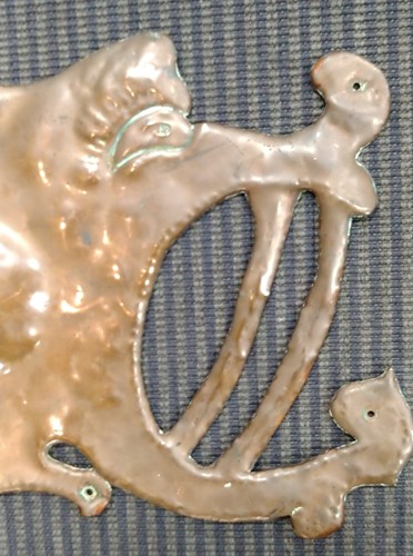 Lot 34 - Metal items to include an elaborate beaten...