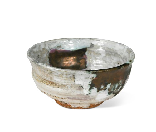 Lot 32 - Robin Welch (1936-2019), a stoneware bowl