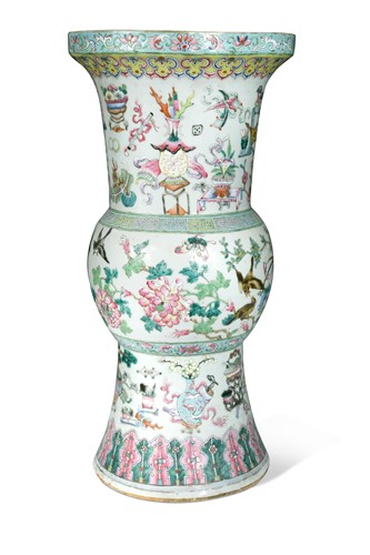 Lot 41 - A large Chinese famille rose flaring vase, Qing Dynasty, circa 1870