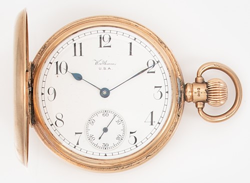 Lot 202 - American Watch Company, Waltham, Mass. - A 9ct gold hunter pocket watch