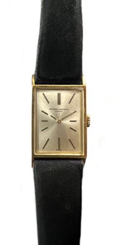 Lot 277 - Vacheron & Constantin - An 18ct gold 'Classic' wristwatch