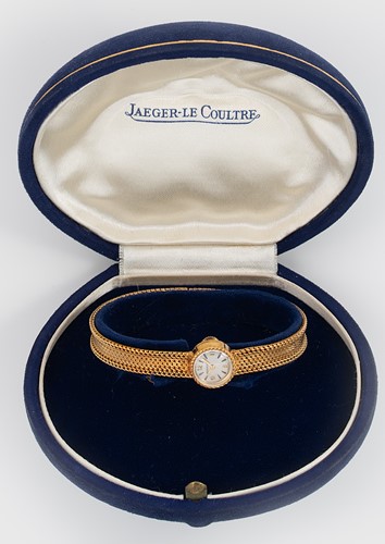 Lot 258 - Jaeger-LeCoultre - A Swiss 18ct gold wristwatch