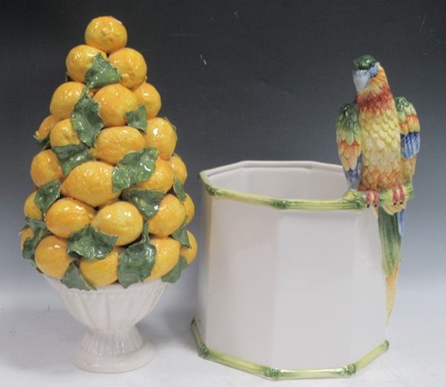 Lot 44 - A Casa Pupo jardiniere mounted with a parrot,...