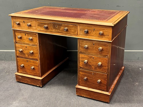 Lot 446 - A late Victorian walnut pedestal desk 76 x 107...