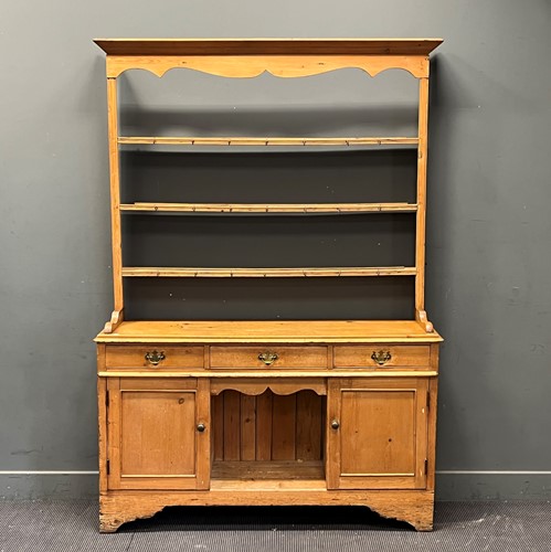 Lot 434 - A Victorian pine dresser with shelf back 215 x...