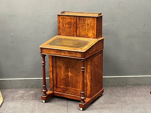 Lot 407 - A Victorian burr walnut Davenport 108 x 61 x 59cm
