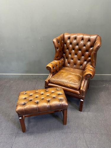 Lot 292 - A George III style mahogany and leather...