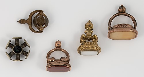 Lot 196 - A small collection of seals