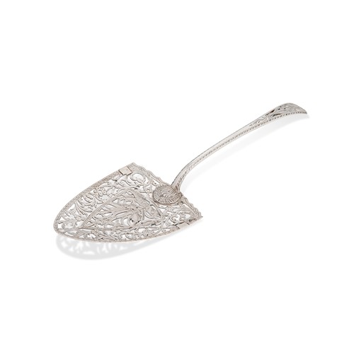 Lot 296 - A George III 18th century silver serving trowel