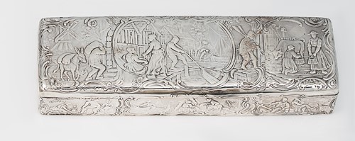 Lot 241 - An early 20th century German metalwares silver dressing table box