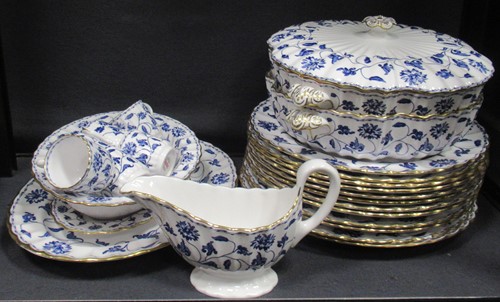 Lot 86 - A Spode Blue Colonel pattern dinner service