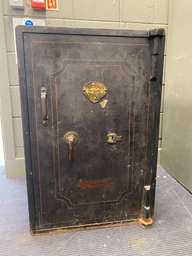Lot 303 - Fred Hawkes Engineer, Rushden "The Gripit"...