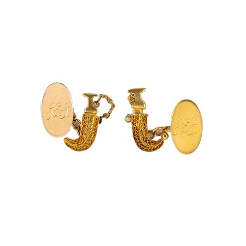 Lot 96 - A pair of cufflinks
