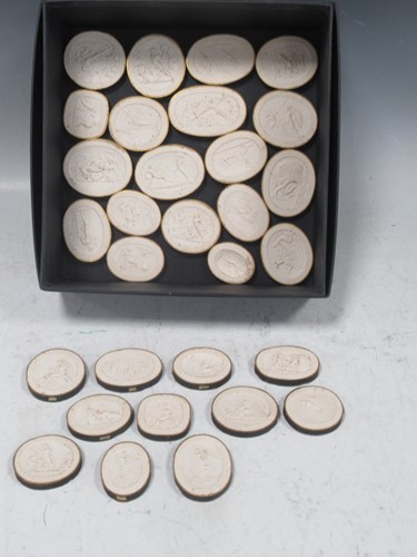 Lot 128 - A group of about 30 classical plaster 'Grand...