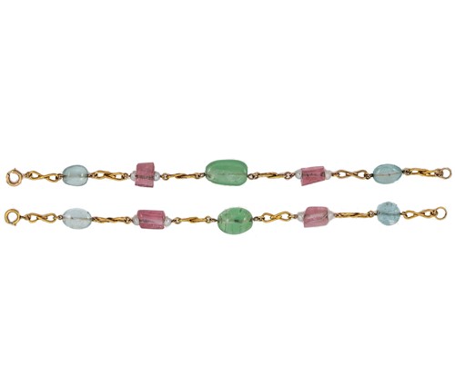 Lot 26 - Two gemstone bead bracelets