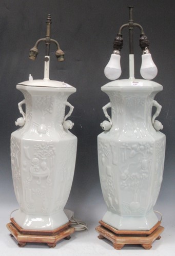 Lot 157 - Pair of modern porcelain vase lamps in Chinese...