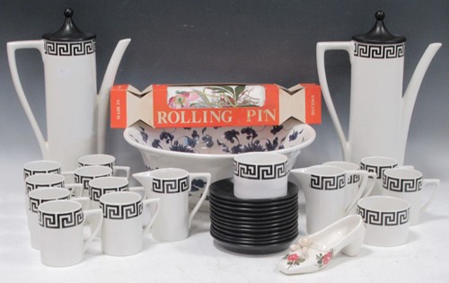 Lot 108 - Portmeirionwares to include part coffee set of...