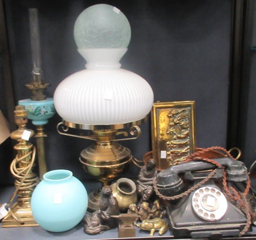 Lot 93 - Collectables - 19th century brass column oil...