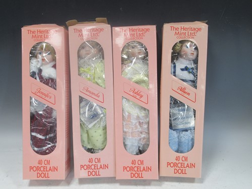 Lot 130 - Box of Dolls from The Heritage Mint Ltd boxed...
