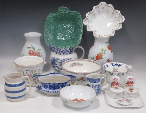 Lot 115 - Mixed group of ceramics to include pair Royal...