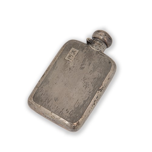 Lot 327 - A George V silver hip flask