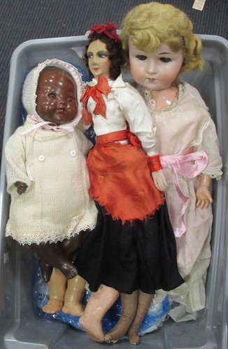 Lot 230A - Dolls and clothes - mainly mid 20th century....