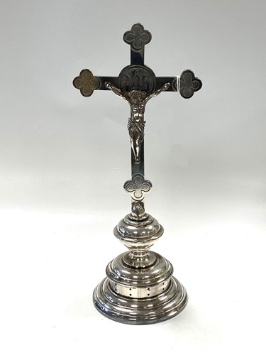 Lot 367 - A silver plated altar crucifix, 37cm high