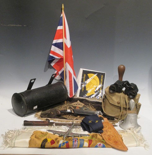 Lot 171 - A nepalese Kukri blade with horn handle and...