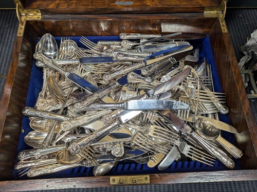 Lot 390 - A large collection of silver plated cutlery...
