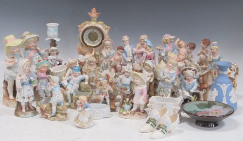 Lot 161 - A large collection of various Continental...