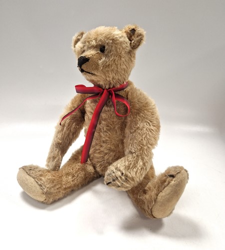 Lot 130 - Steiff, an early 20th century teddy bear