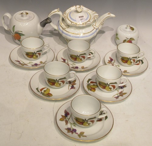 Lot 167 - A Royal Worcester 'Evesham' tea set together...