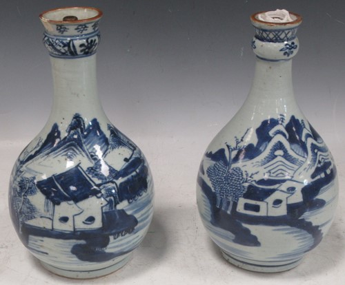 Lot 255 - Two similar Chinese blue and white export...