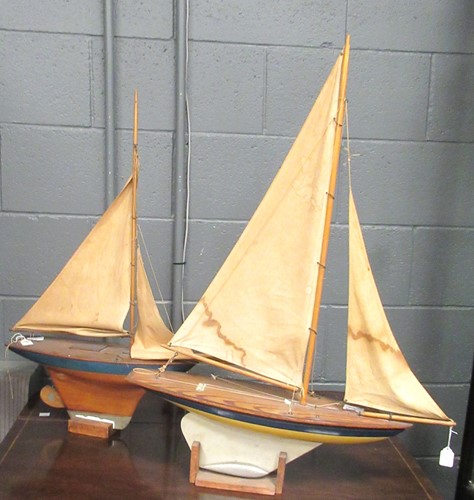 Lot 328 - Milbro pond yacht "Ailsa" with rigging and...