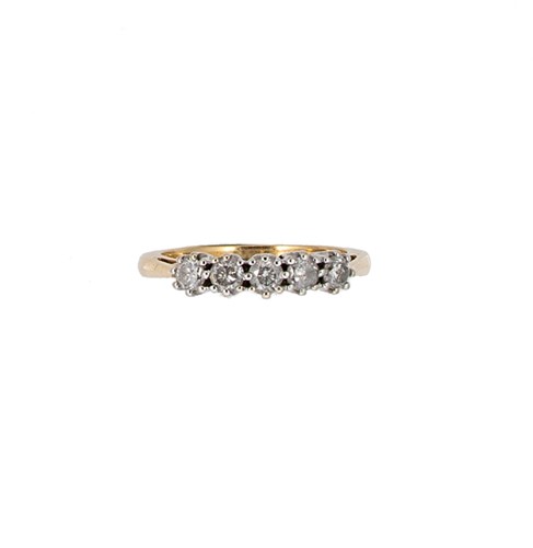 Lot 111 - A modern 18ct gold five stone diamond ring
