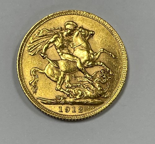 Lot 154 - A George V sovereign