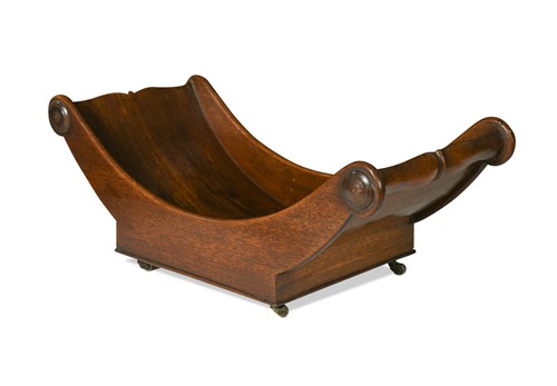 Lot 338 - A George III mahogany cheese coaster