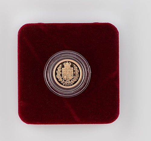 Lot 247 - An Elizabeth II proof half sovereign