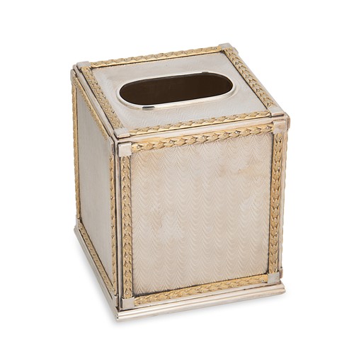 Lot 346 - An Elizabeth II silver tissue box cover