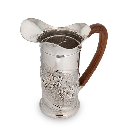 Lot 285 - A late 20th century Italian metalwares silver wine jug