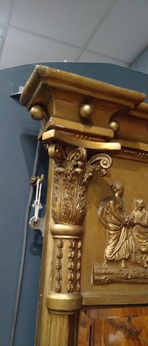 Lot 580 - A Regency giltwood and gesso triple plated overmantel mirror