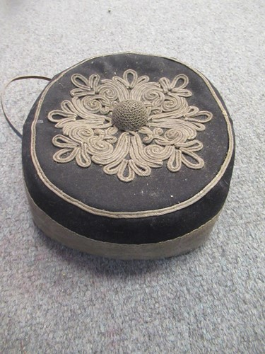 Lot 20 - A collection of five early 20th century silk...