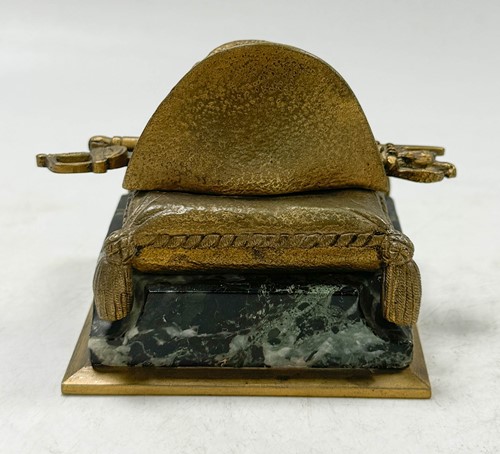 Lot 517 - Two small bronze busts of Napoleon, 19th century