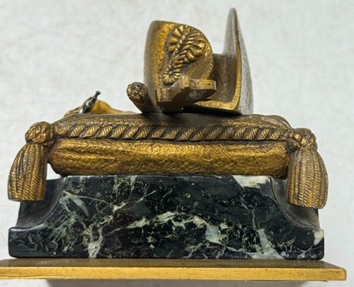 Lot 517 - Two small bronze busts of Napoleon, 19th century