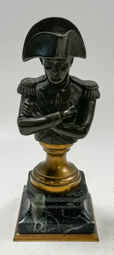 Lot 517 - Two small bronze busts of Napoleon, 19th century