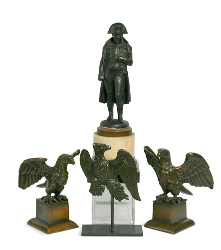 Lot 514 - A Grand Tour bronze model of Napoleon, 19th century