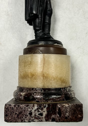 Lot 514 - A Grand Tour bronze model of Napoleon, 19th century