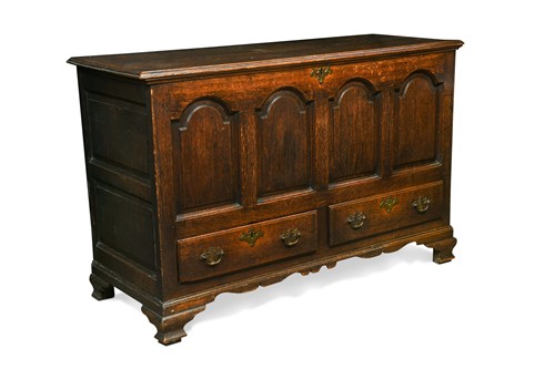 Lot 271 - A George III oak mule chest
