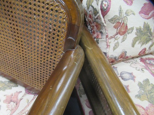 Lot 511 - An Edwardian three piece bergère suite